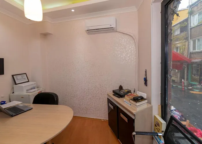 מלון דירות Taksim 3*