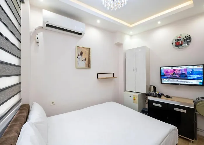 מלון דירות Taksim 3*