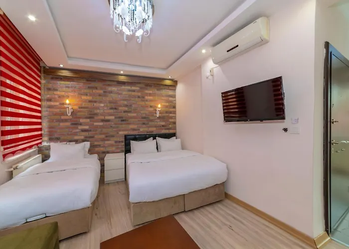 מלון דירות Taksim 3*