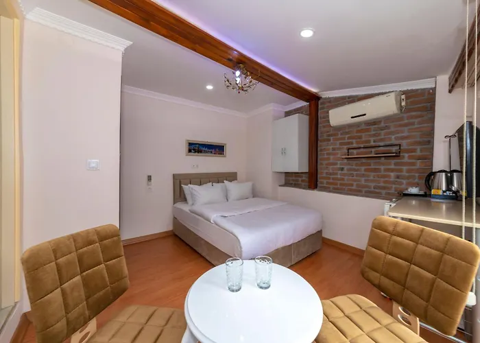 מלון דירות Taksim 3*