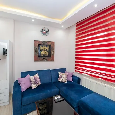 Taksim Aparthotel 3*